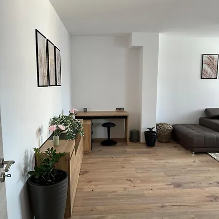Lage Mitten In Der Stadt ノイシュタット・アン・デア・アイシュ