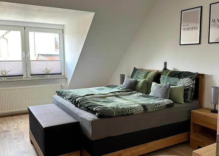Lage Mitten In Der Stadt * Neustadt an der Aisch